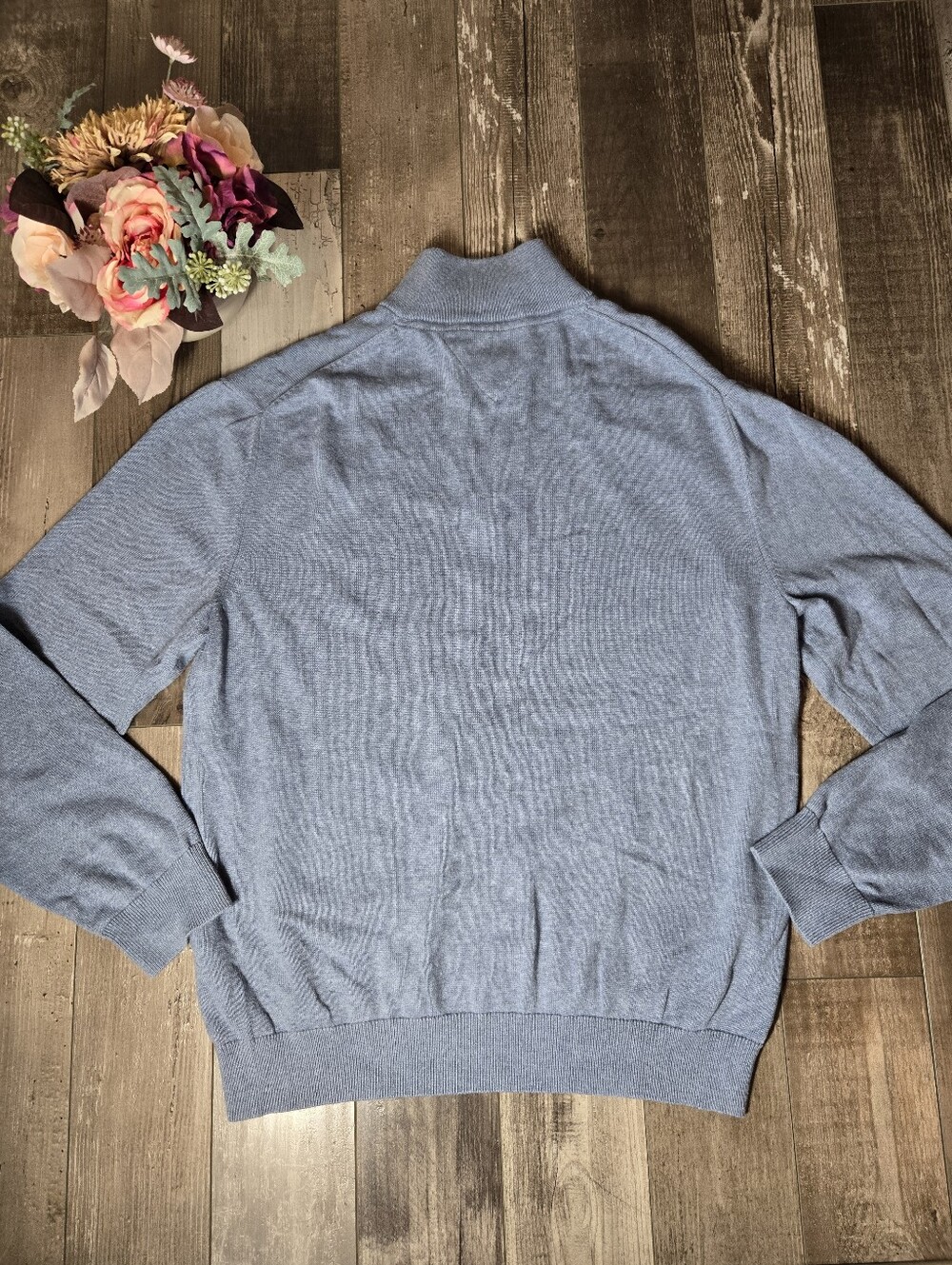 Tommy Hilfiger Men’s XXL Light Blue Quarter‑Zip Sweater - Picture 8 of 16